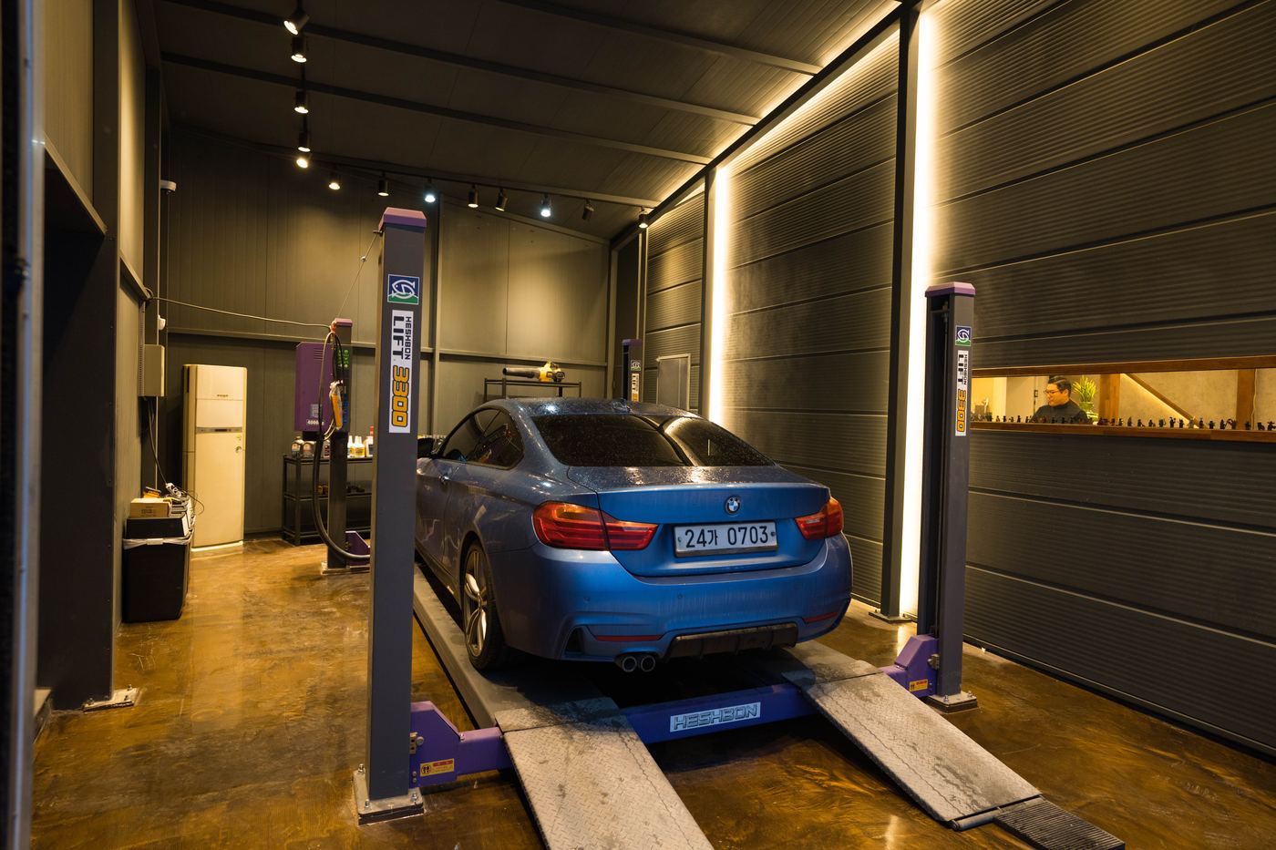 BMW 작업 중